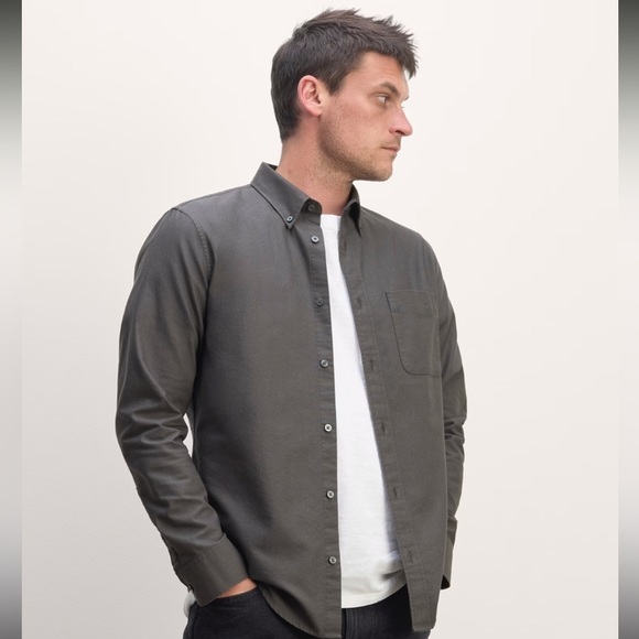 Everlane The Slim Oxford Shirt - Picture 3 of 9